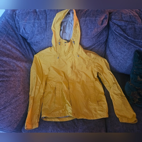 L.L. Bean Other - Rare Vintage L.L. Bean Embroidered Windbreaker Rain Jacket Sz M. 23ptp